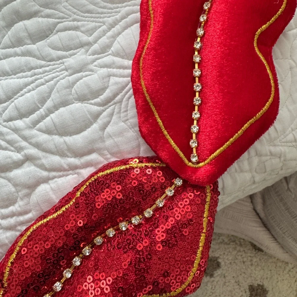NEW Anthropologie Kissmas Wreath